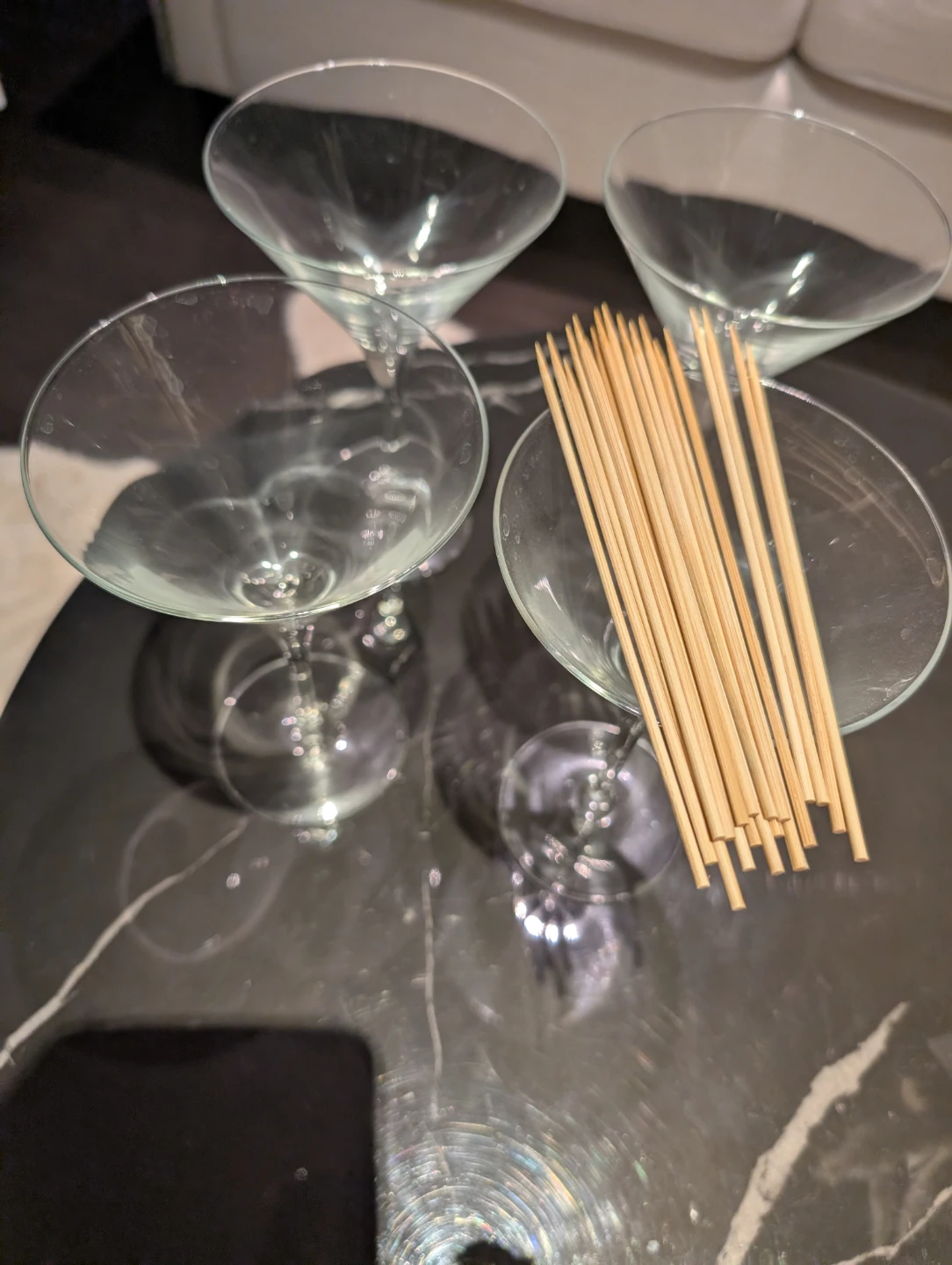 Set of 4 Martini Glasses with Skewers - photo 2