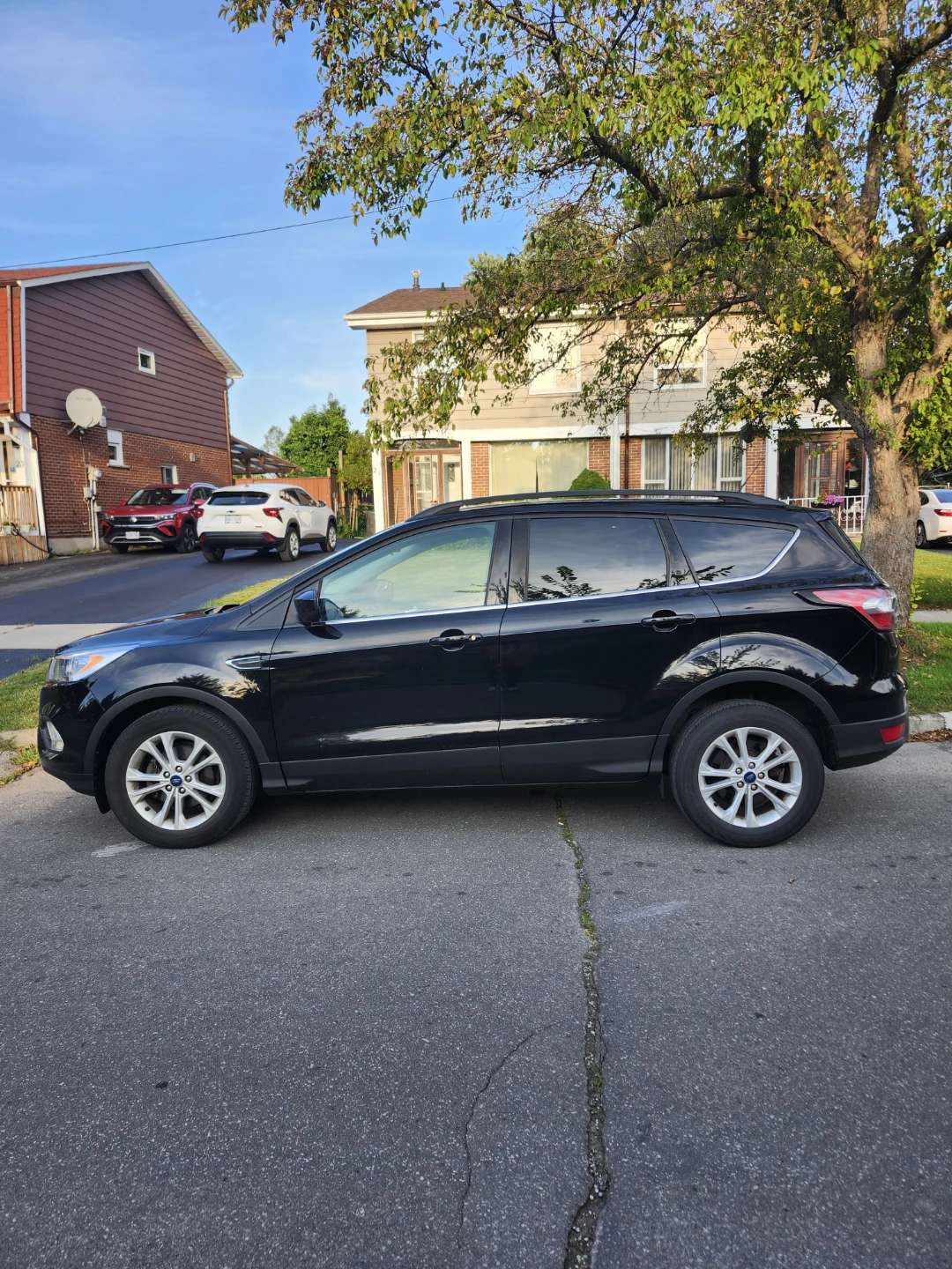 2018 Ford Escape SEL Ecoboost SUV - photo 3