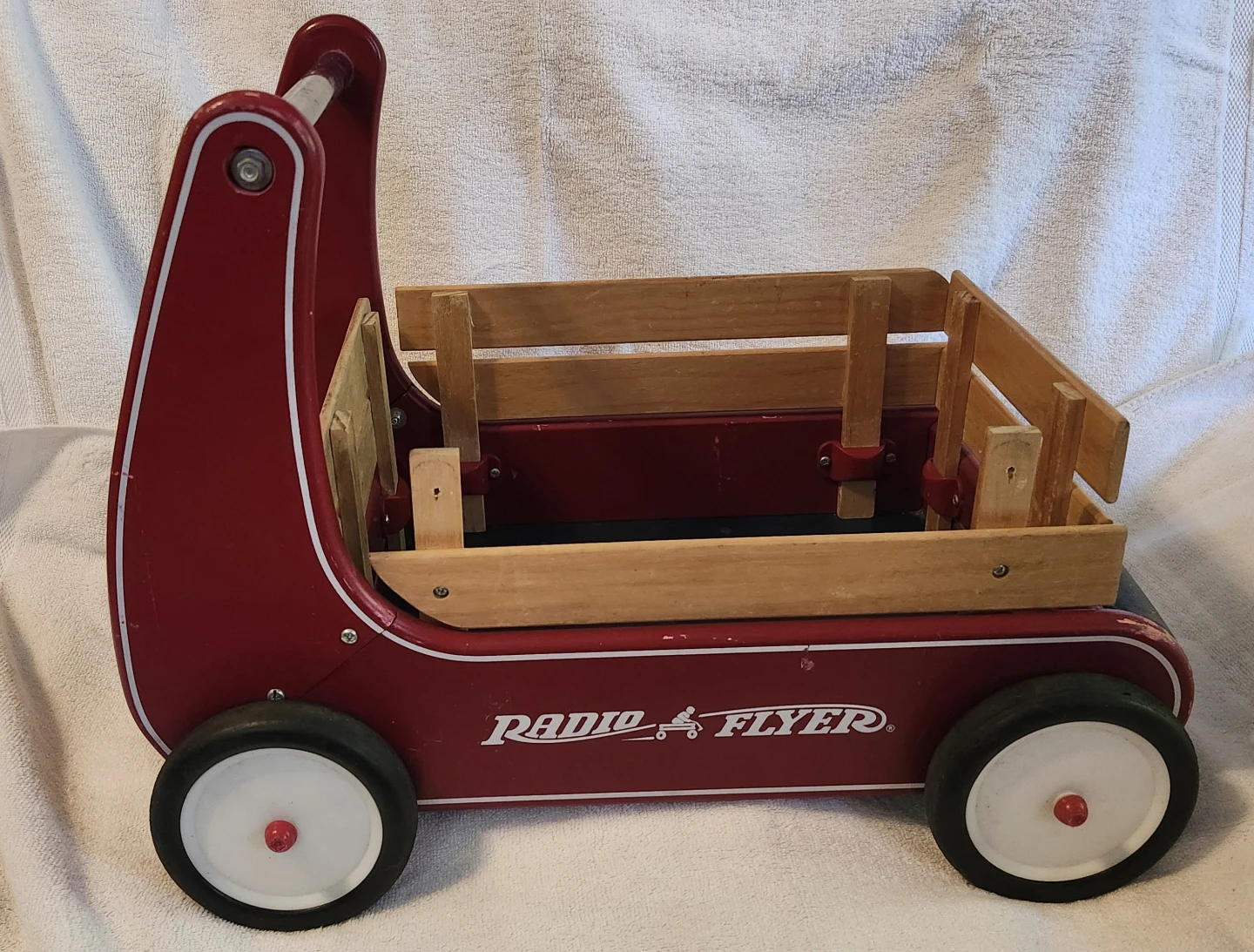 Radio Flyer Wagon - Pre-owned - photo 3
