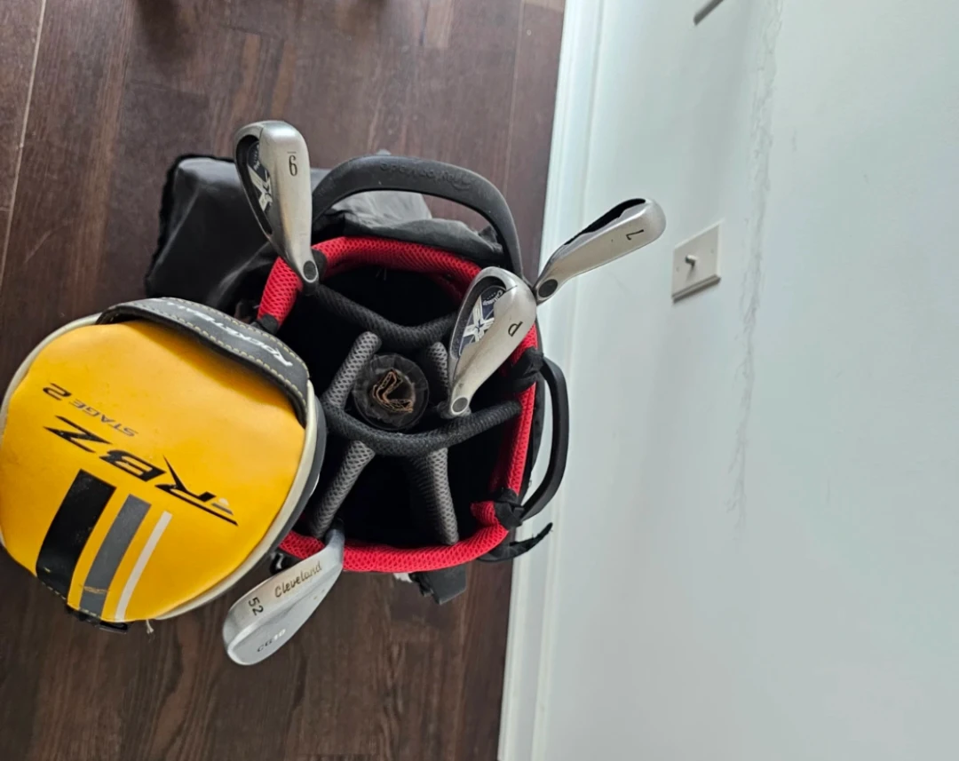 TaylorMade Golf Bag with Clubs - photo 3