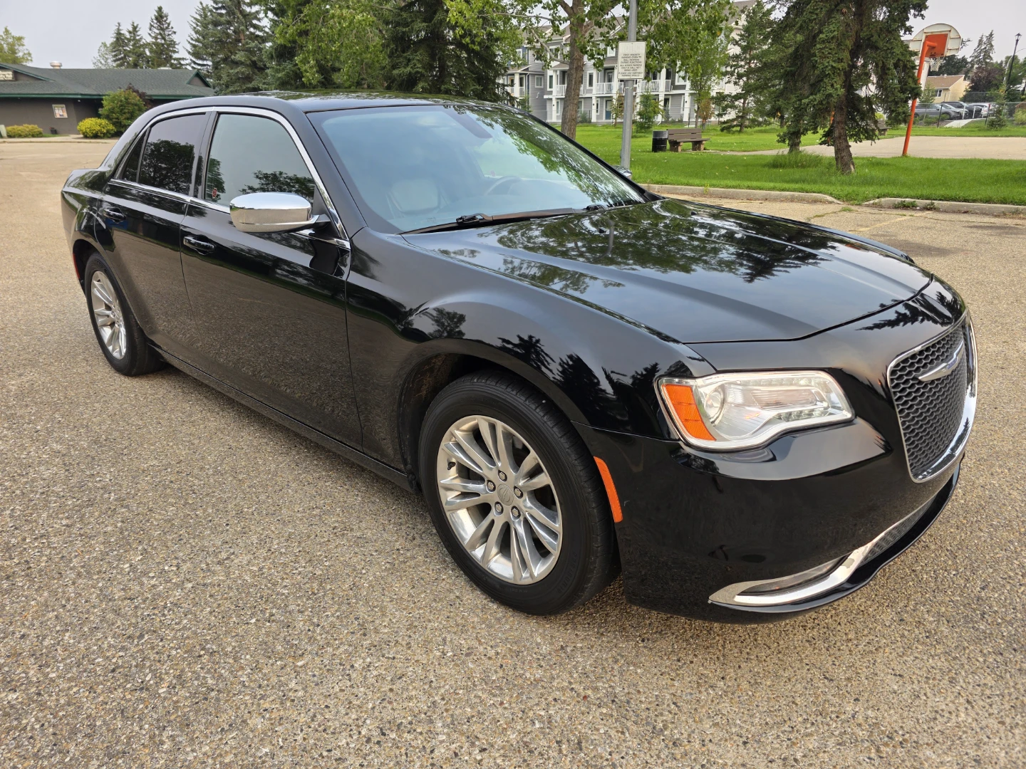 2007 Chrysler 300 - photo 2