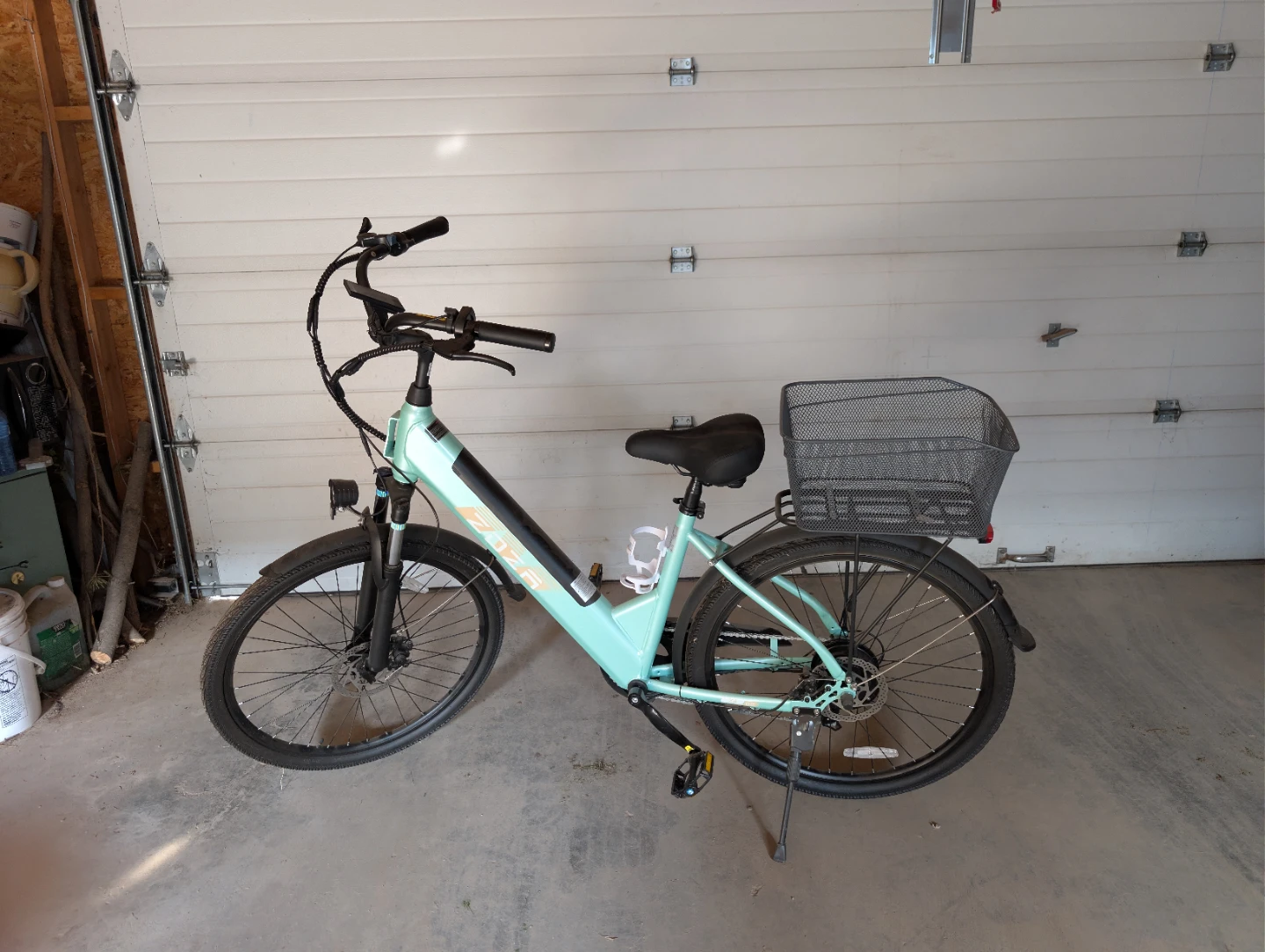 26" Faze Electric Bike with Basket