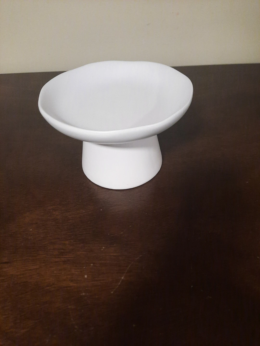 White Ceramic Pedestal Dish pet  bowl