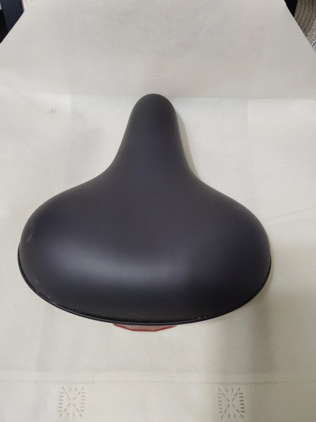 Black Comfort Bicycle Saddle with Reflector - photo 2