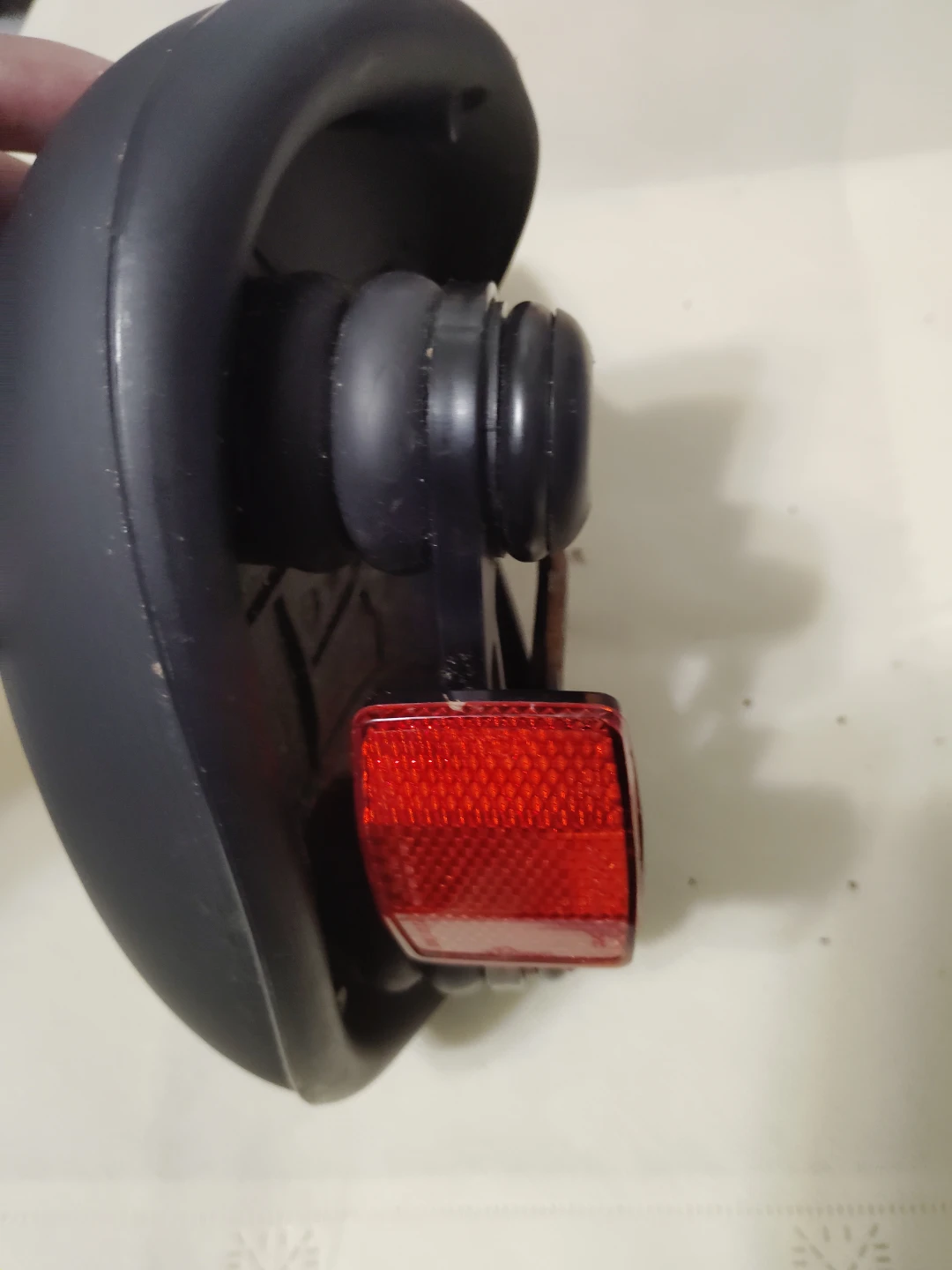 Black Comfort Bicycle Saddle with Reflector - photo 5
