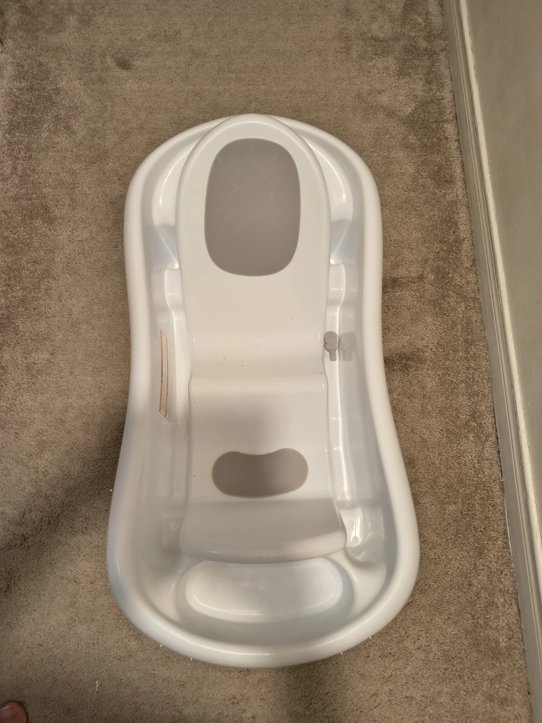 Sure Comfort Newborn to Toddler Tub -White