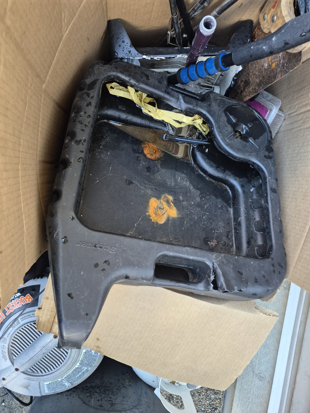 Scorpion Automotive Oil Drain Pan