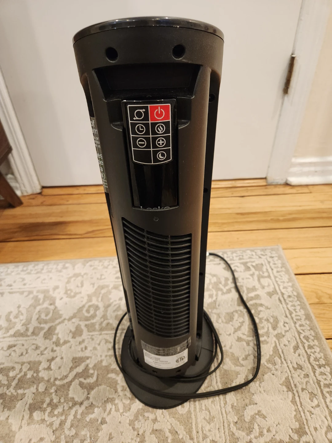 $10 Almost New Lasko Tower Heater - photo 3