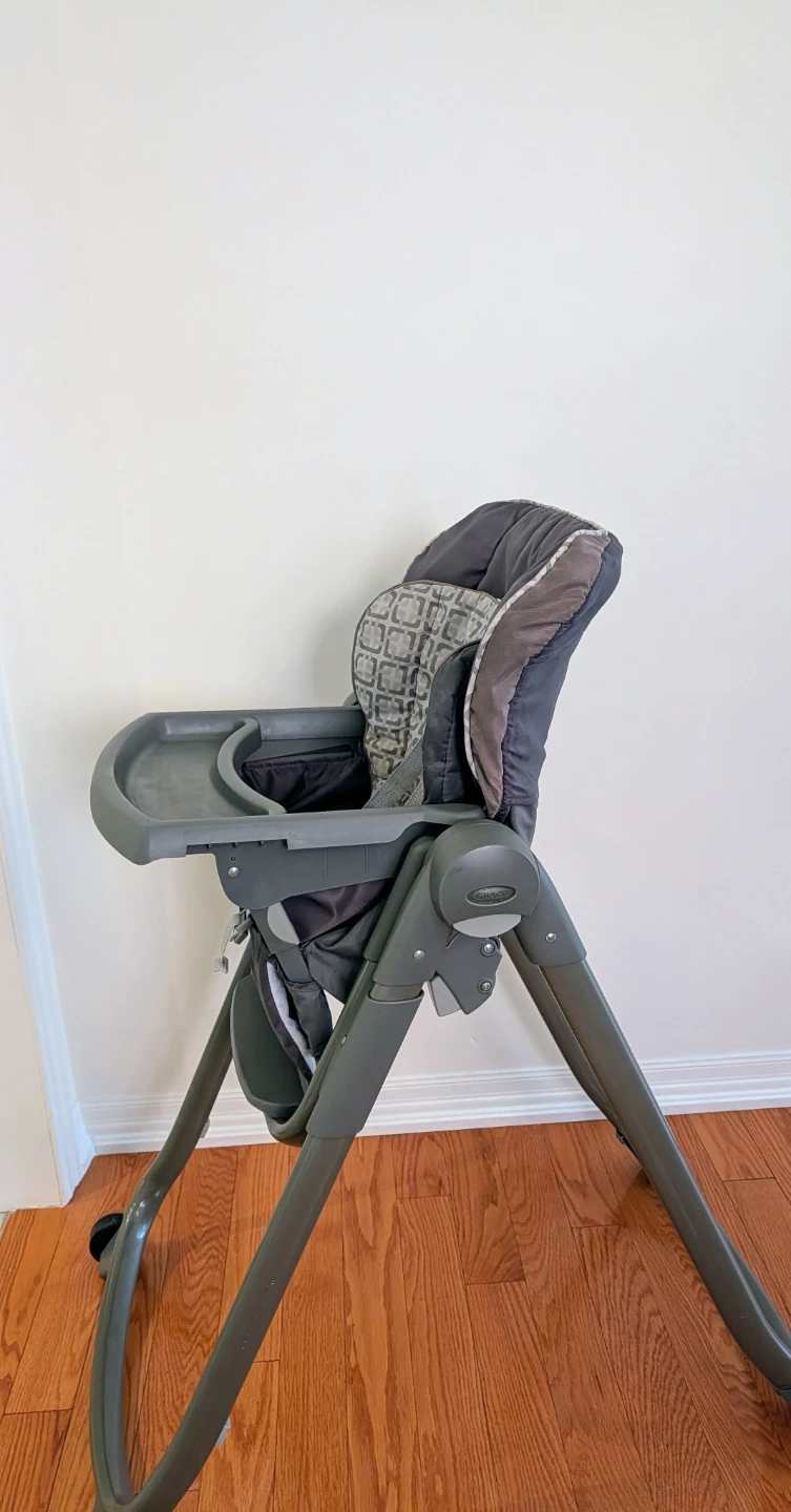 Graco High Chair - photo 2