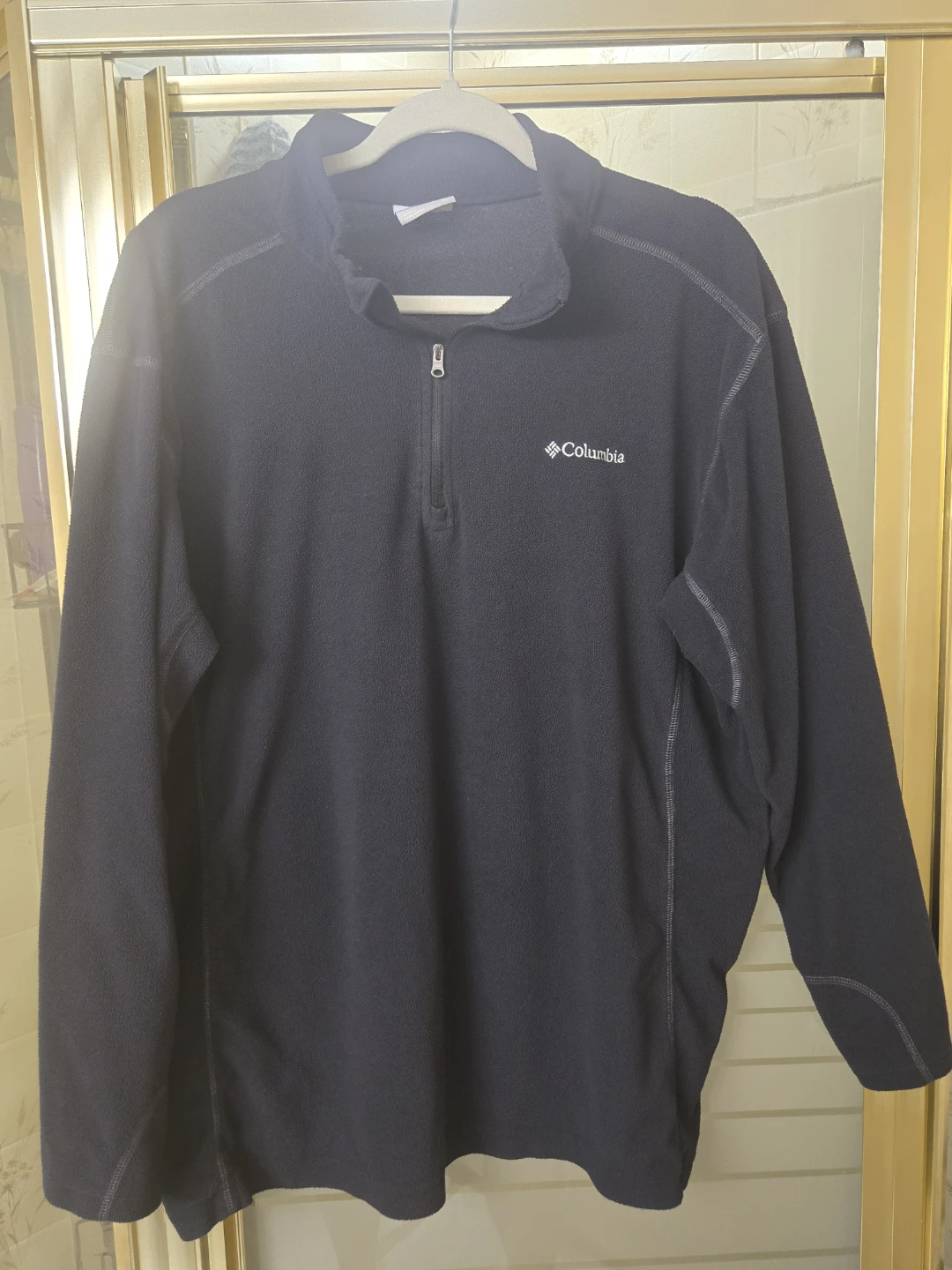 Men's XL Columbia Black Fleece Pullover. 1/4 Zip.  EUC.