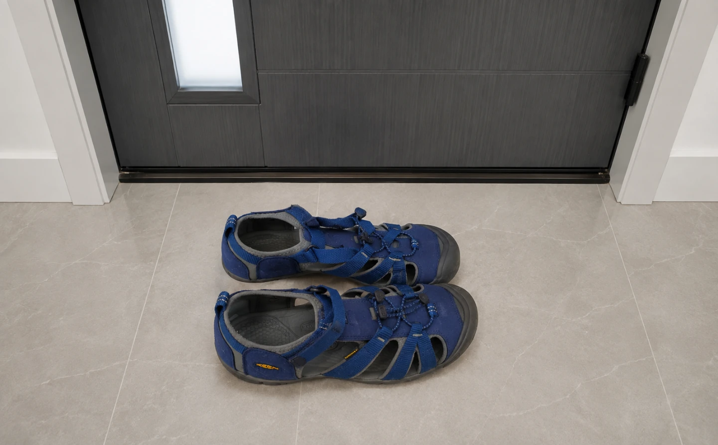 Boys Sandals - Size 7 Youth - photo 2