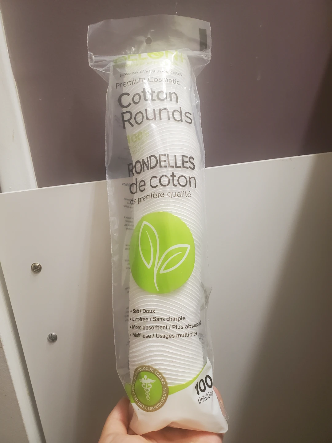 Premium Cosmetic Cotton Rounds - 100 Pcs