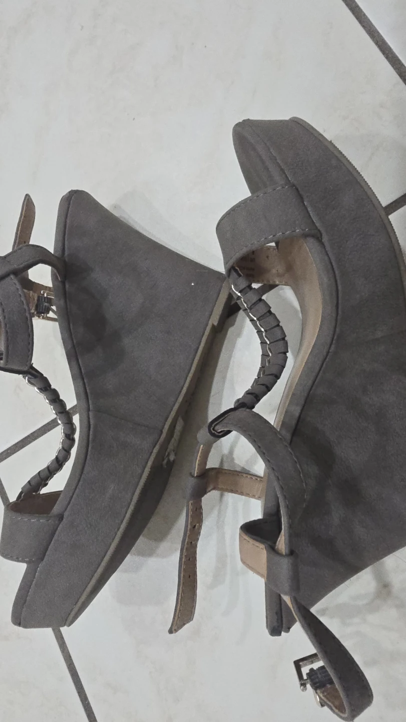 Call It Spring Grey Wedge Sandals used size 6 - photo 4