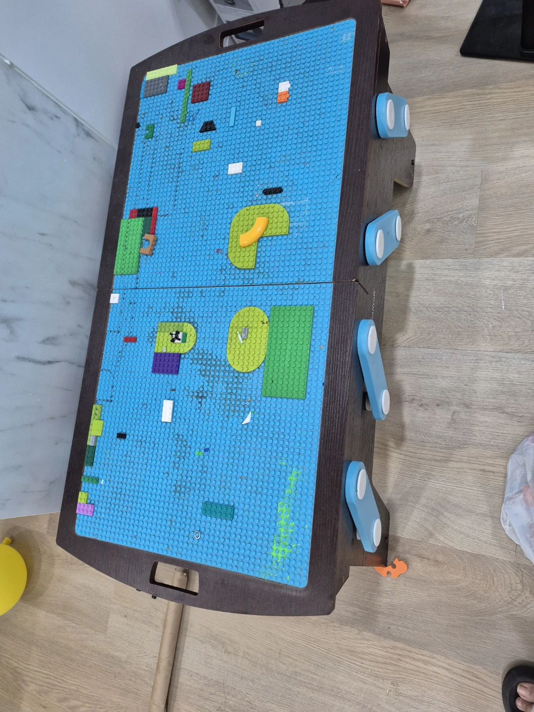 KidKraft Building Bricks Play N Store Table