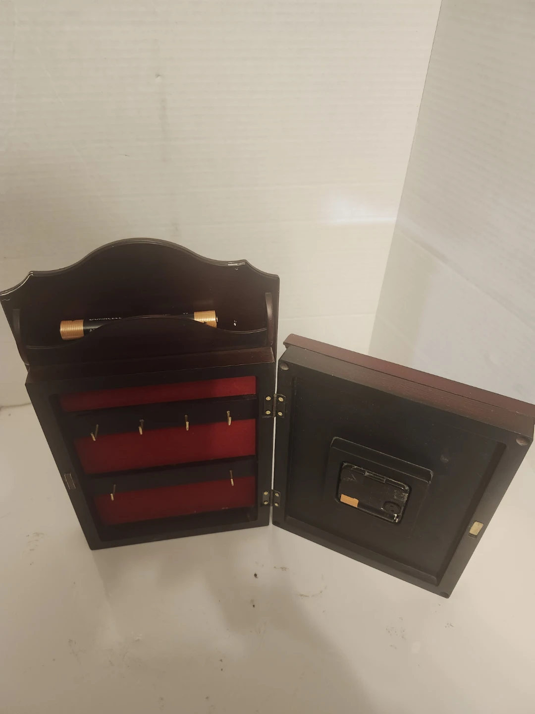 Wooden Key Holder with Quartz Clock - photo 2