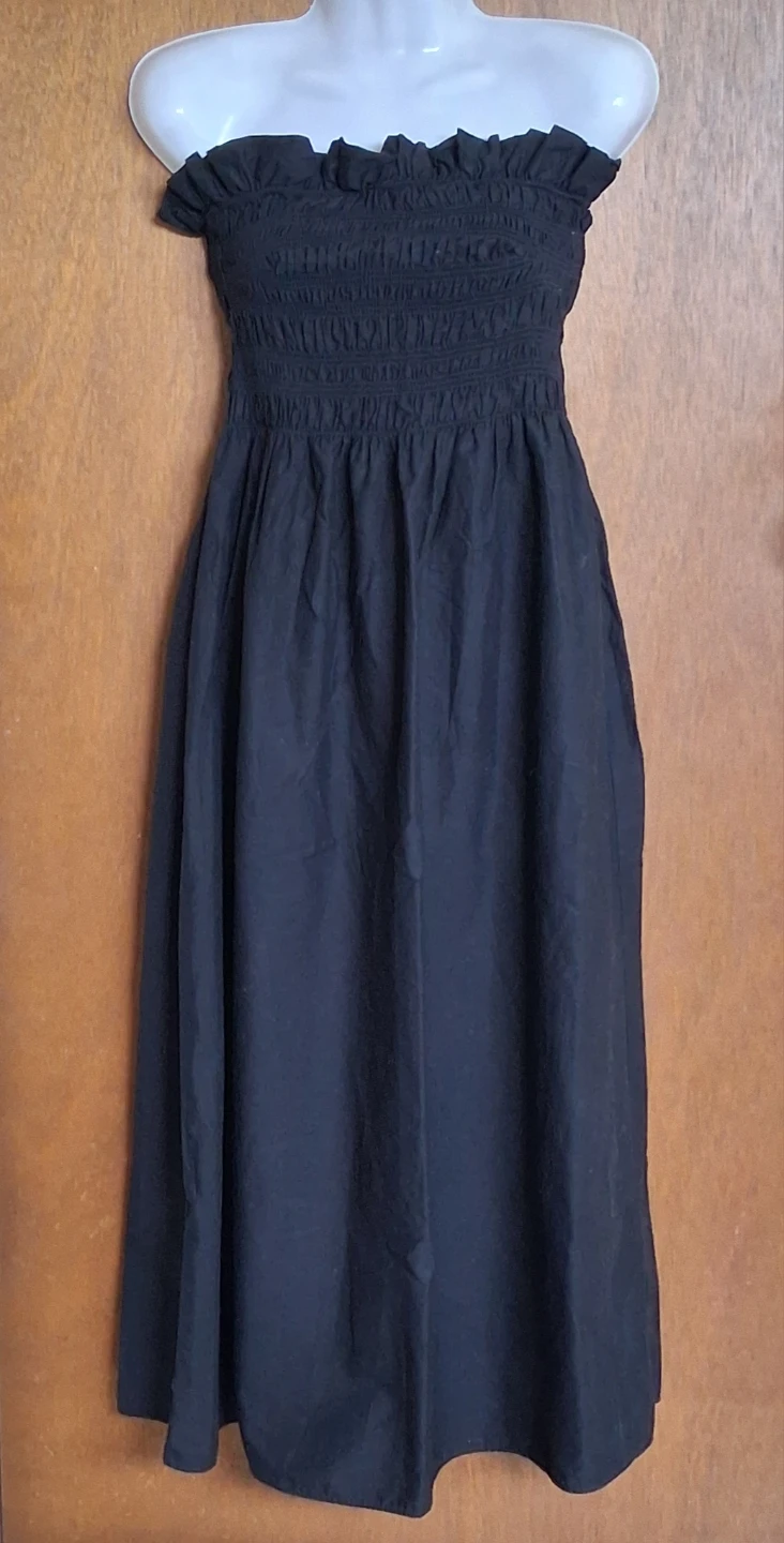 H&M Black strapless smocked maxi dress