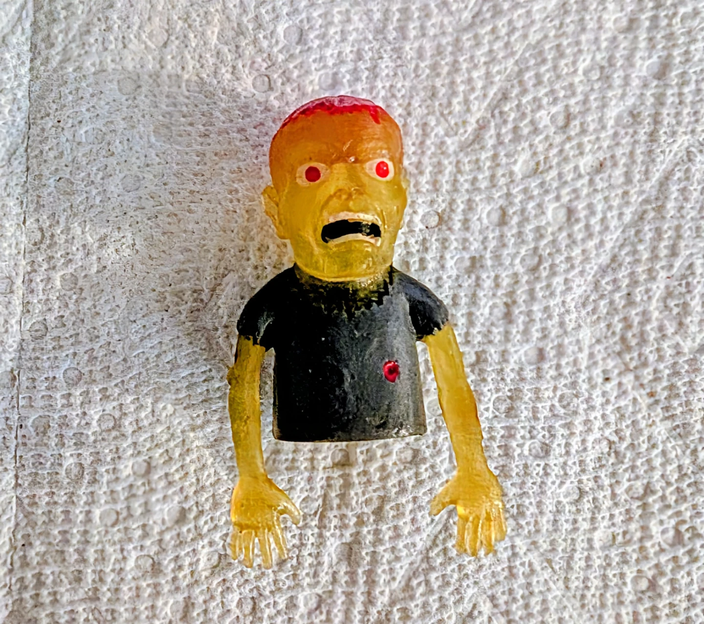Set of 4 Vintage Zombie Figurines - photo 3