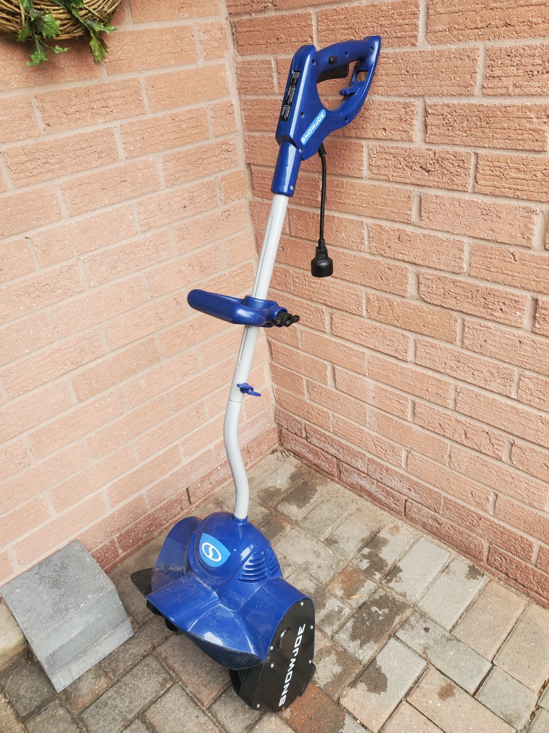 Snow Joe Electric Snow Shovel - photo 2