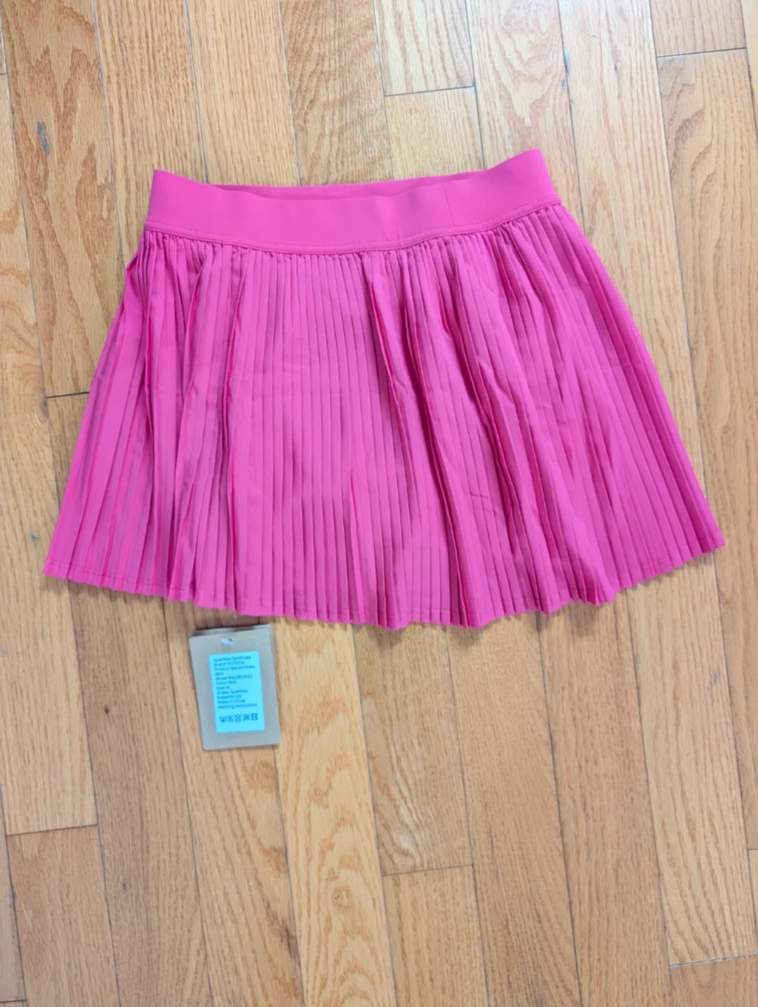 Brand new KUTOOK Pink Pleated Skort Size M/6