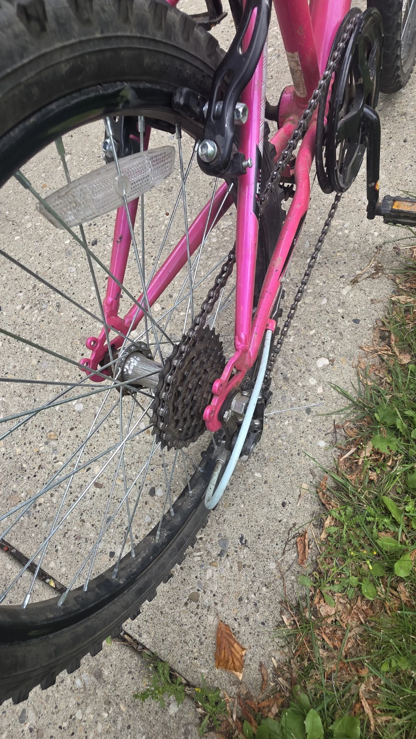 Girls bike