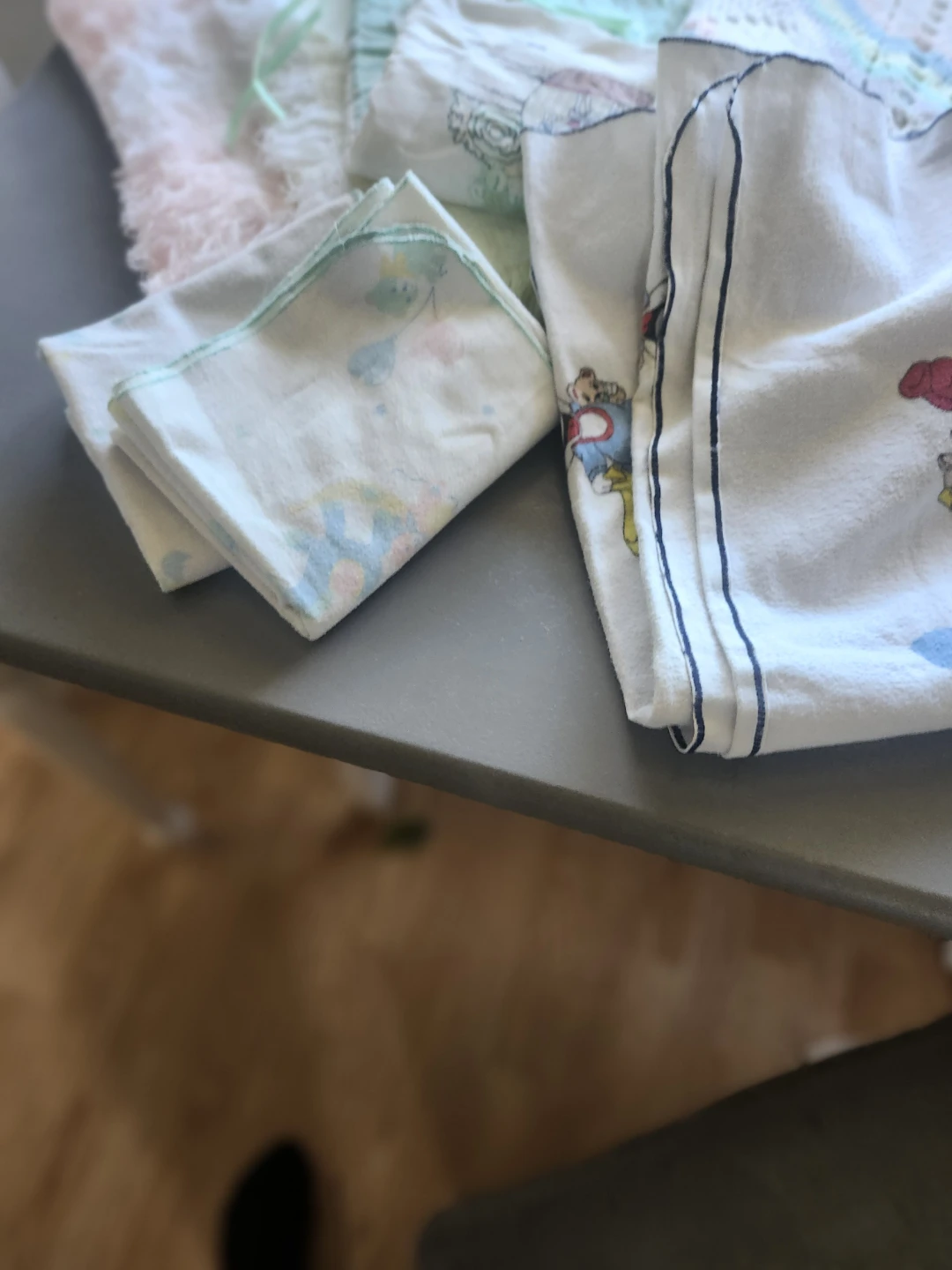 Assorted Baby Blankets all like new - photo 2