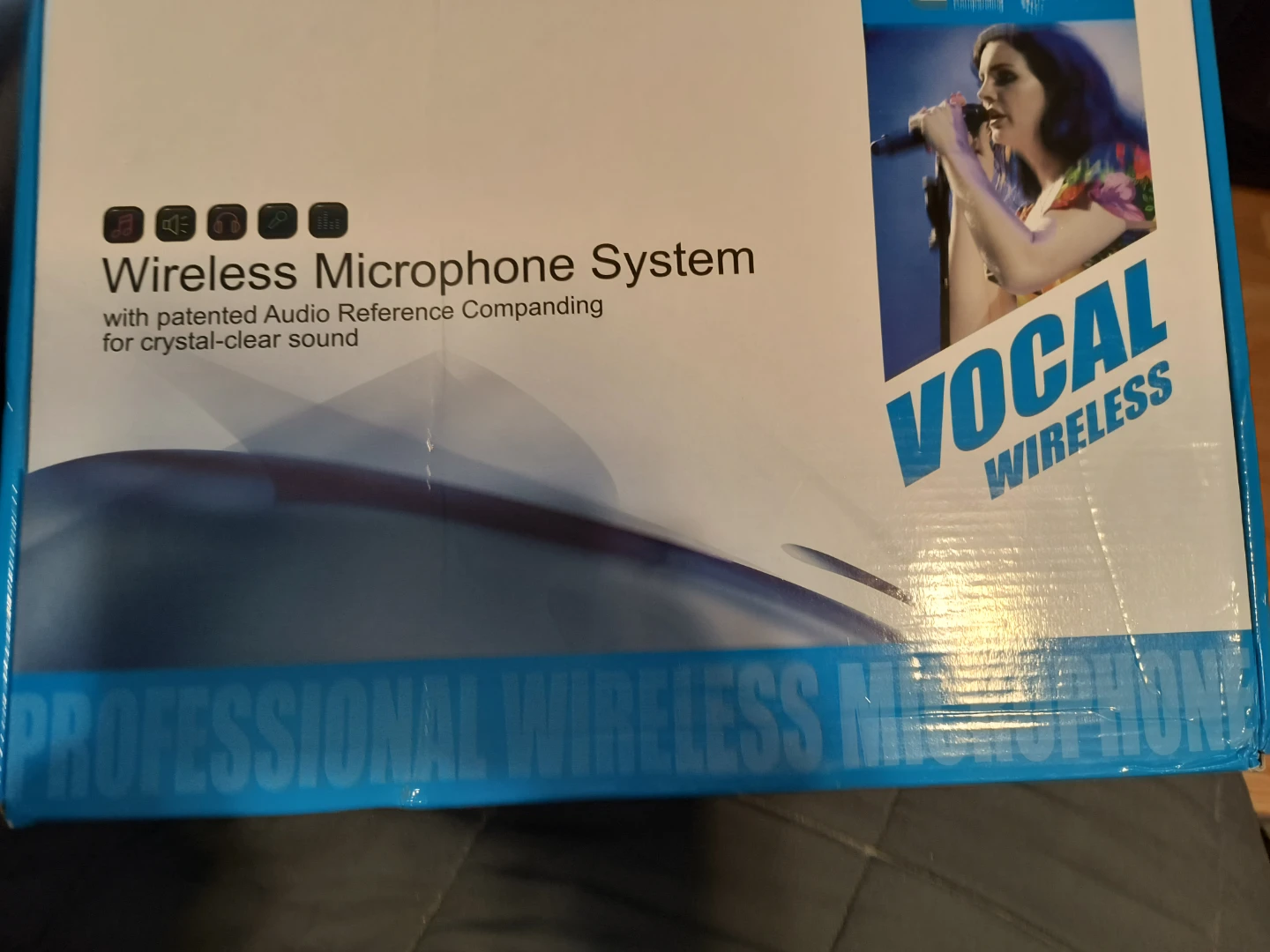 Shure Beta 87A Wireless Microphone System