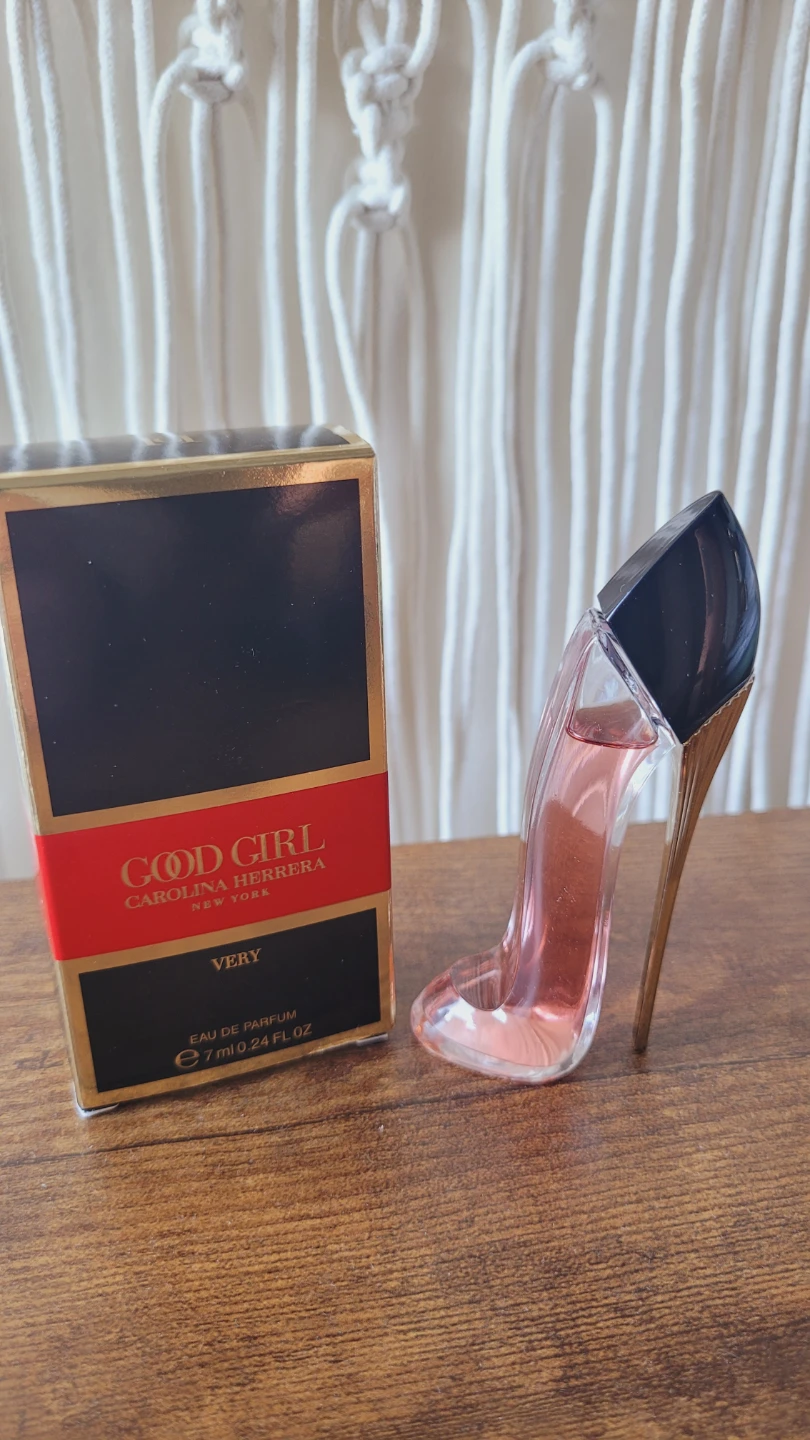 Carolina Herrera Good Girl Mini Perfume Set – 17ml - photo 2