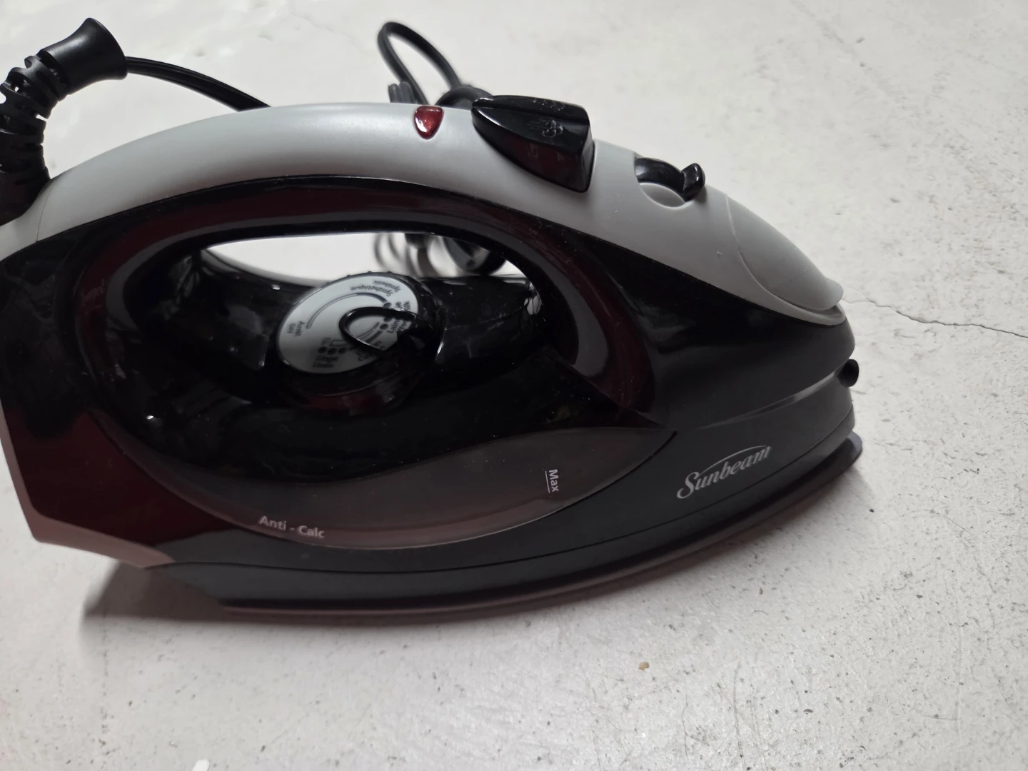Sunbeam Steam Iron - photo 2