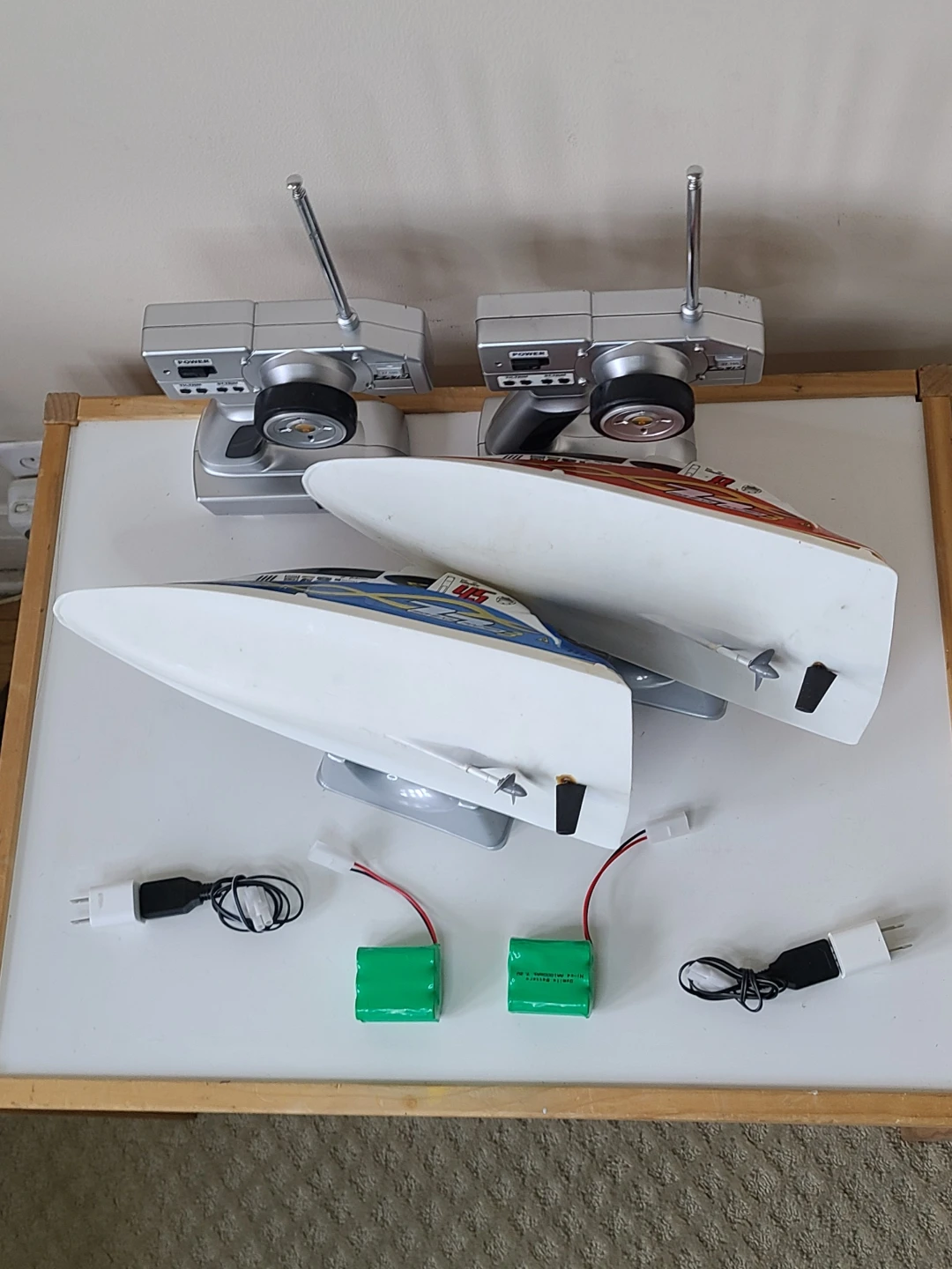 2 x RC Boats Zig Zag Racer III - Excellent Condition in Boxes! - photo 4