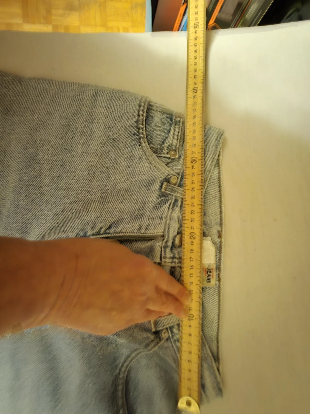Light Wash Guess Jeans size 28 - photo 4