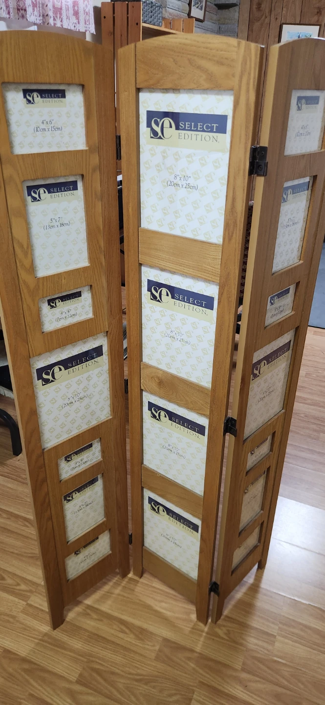Select Edition Tri-Fold Photo Frame Display - photo 2