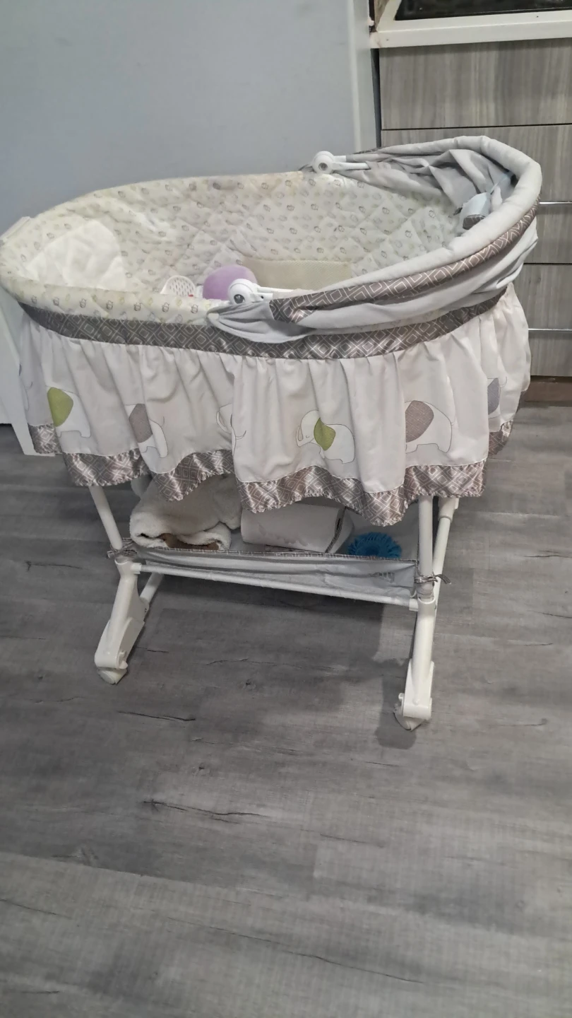 Baby Bassinet with Elephant Print