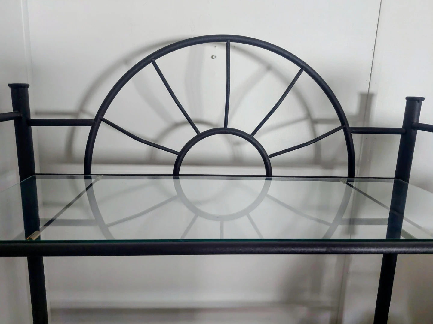 Black metal shelf unit with glass shelves - photo 2
