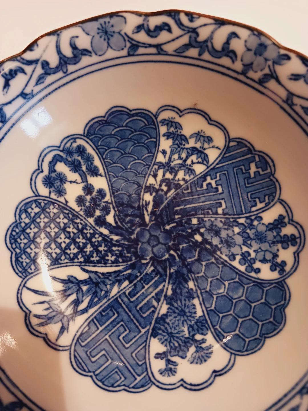 Japanese Blue and White Floral Ceramic Bowl - photo 3