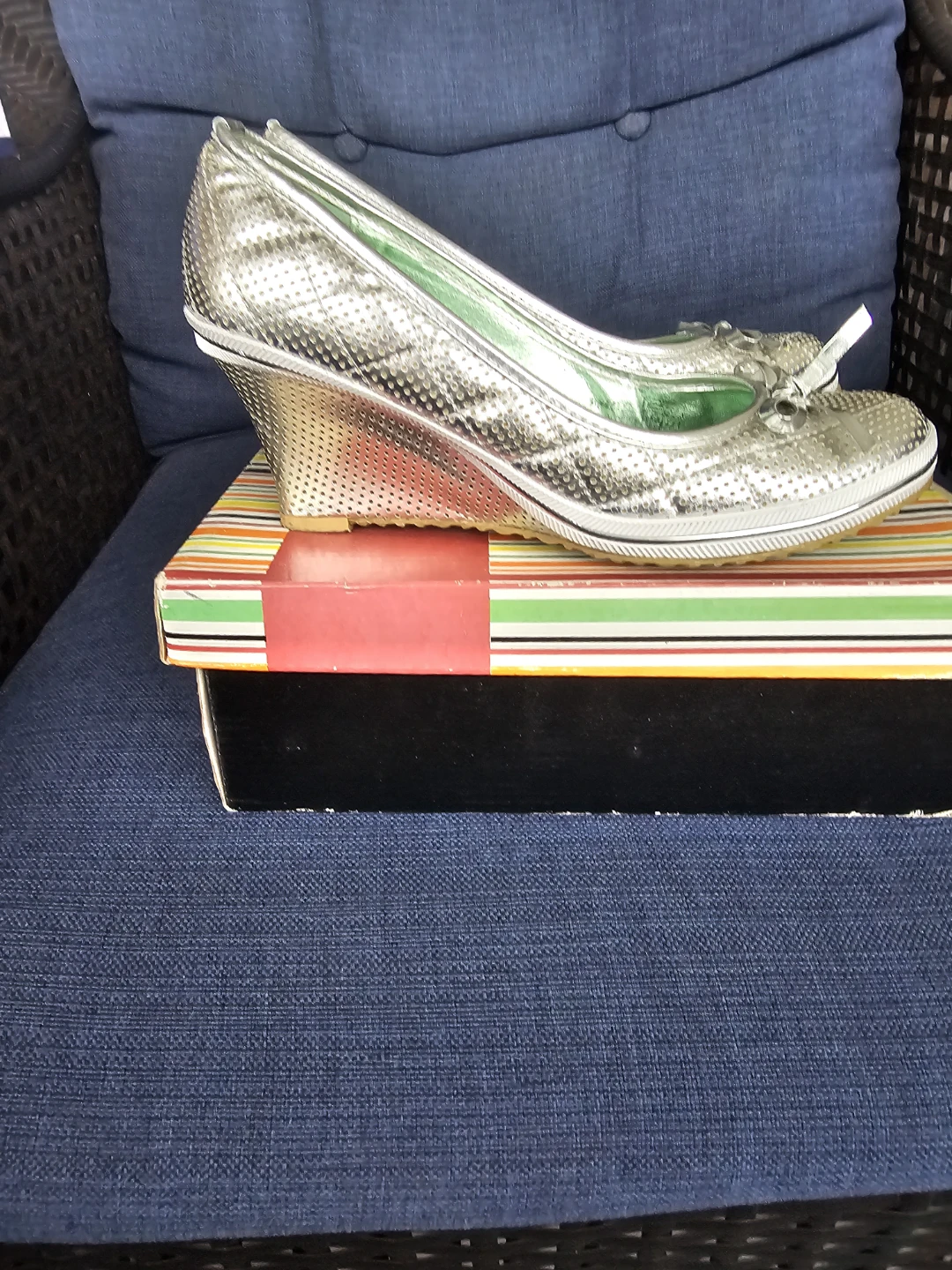 Bravo Crowns Silver Wedge Heels with Bows size 8