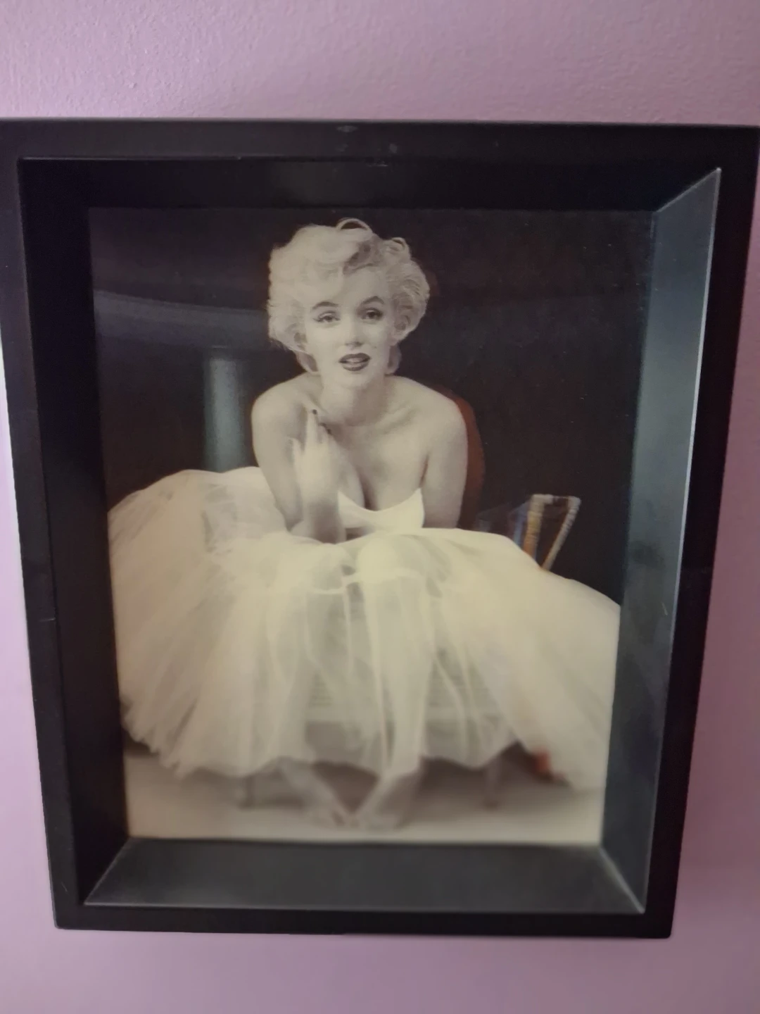 Marilyn Monroe Framed Photos (Set of 2) - photo 2