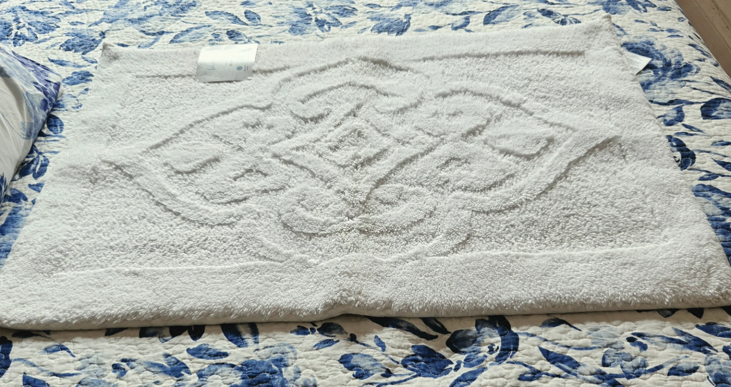 New White Cotton Bath rug