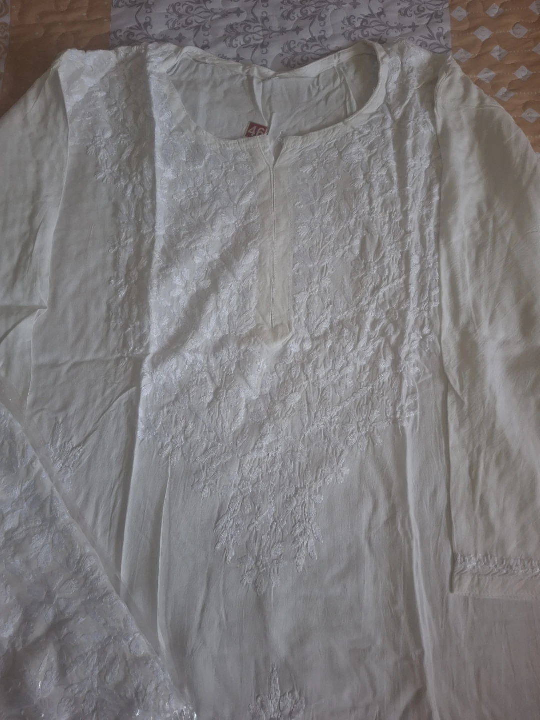 White Embroidered Kurti only - photo 2
