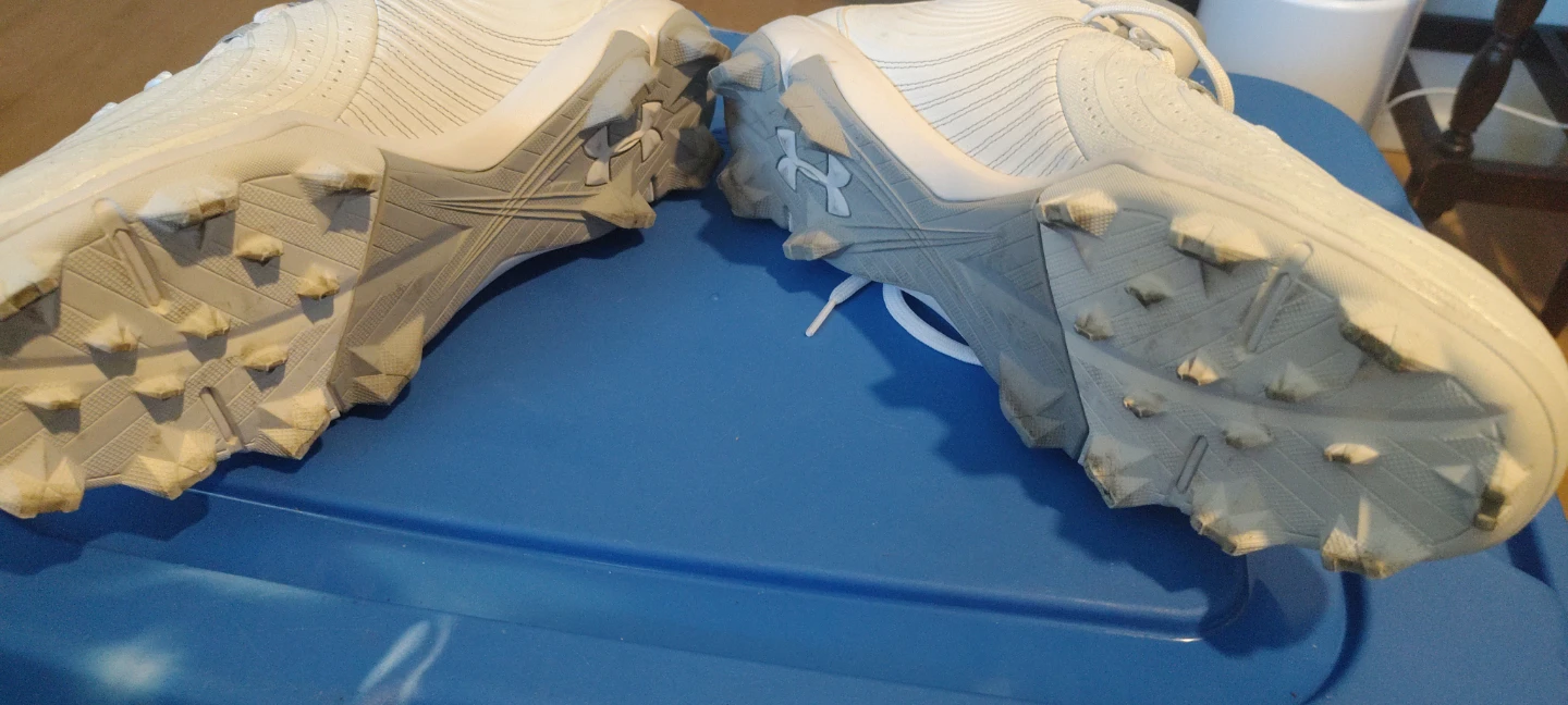 Under Armour White Football Cleats - photo 4