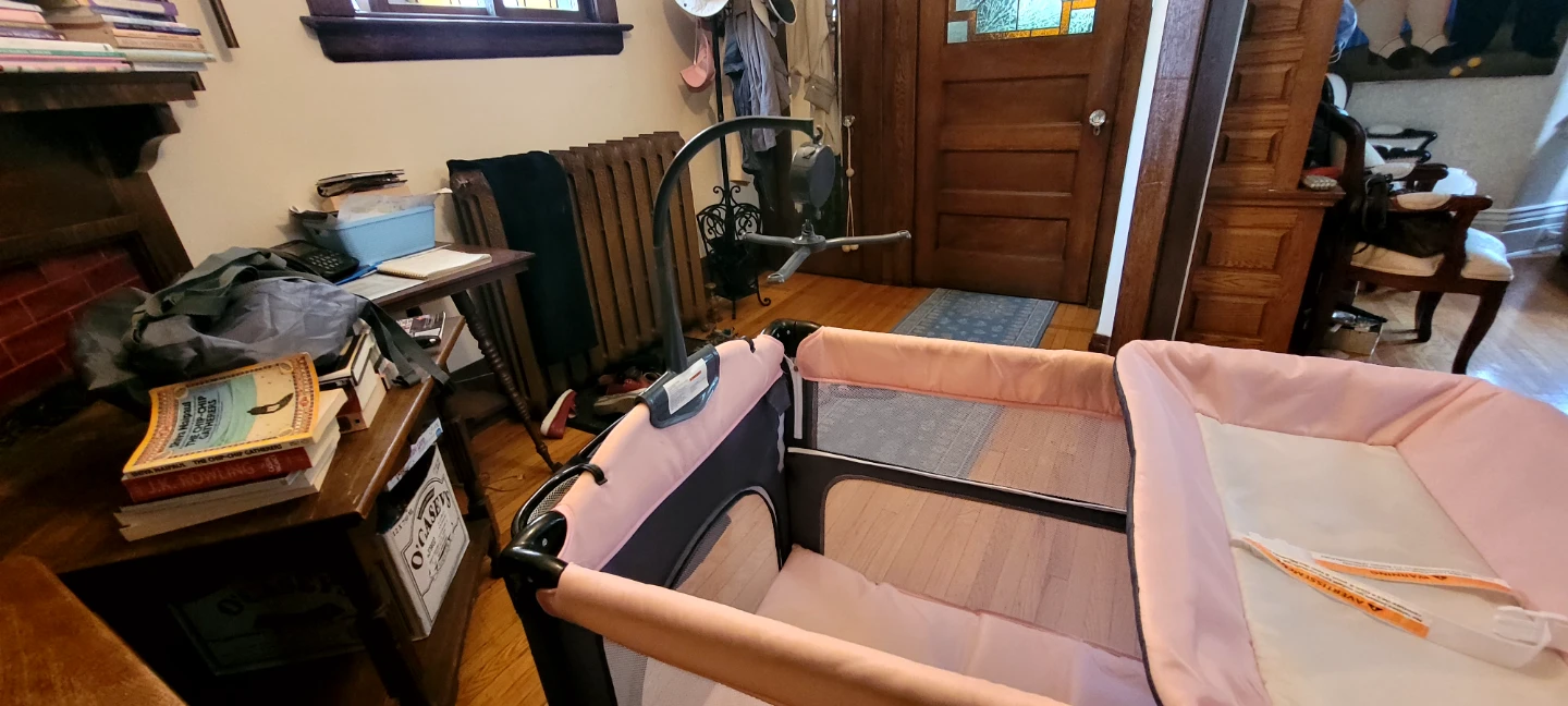 Pink Baby Playpen and Bassinet - photo 2