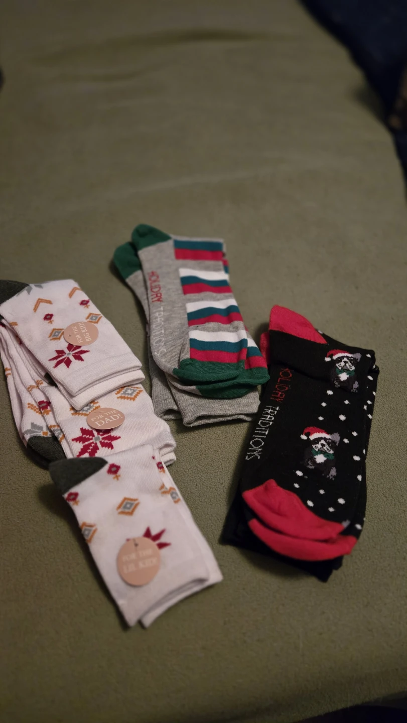 Holiday Traditions Socks - 5 Pairs