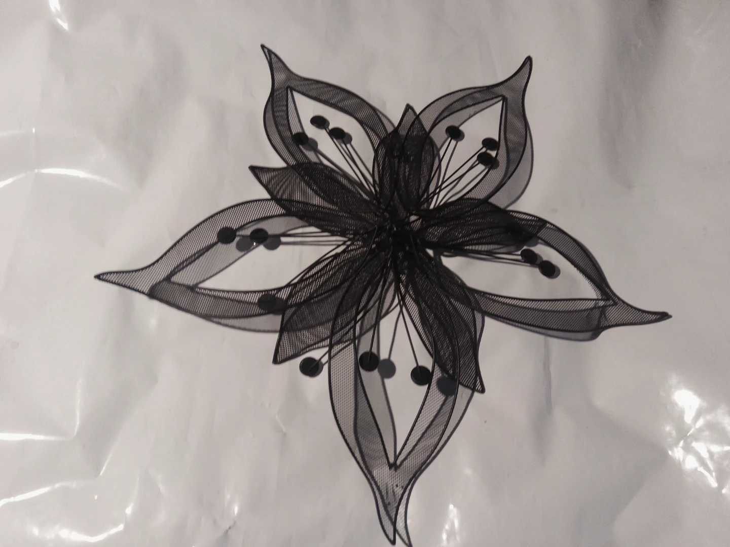 Black Mesh Flower Wall Art Decor - photo 3