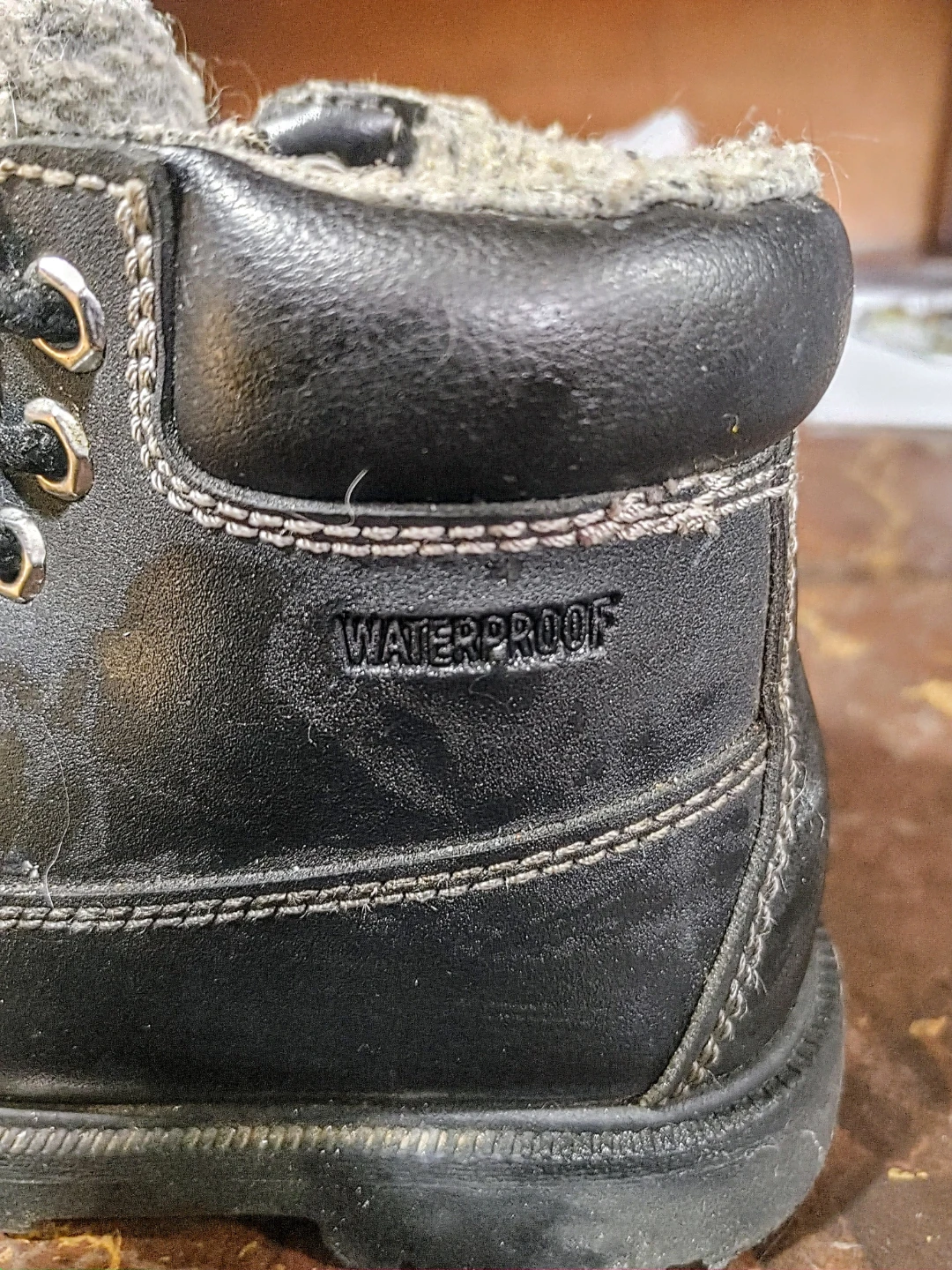 SmartFit Waterproof Winter Boots - Size 11 - photo 4