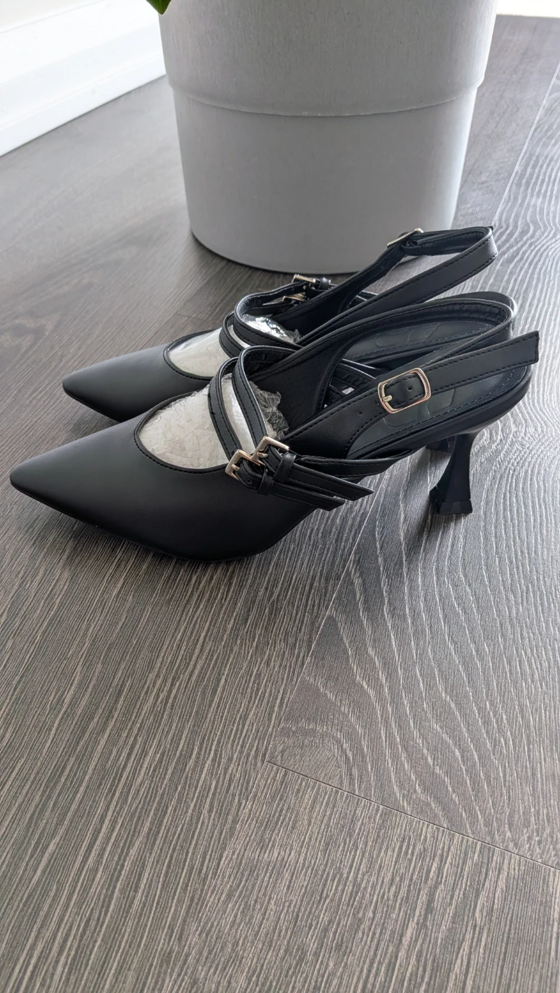 Black Slingback Heels - photo 2