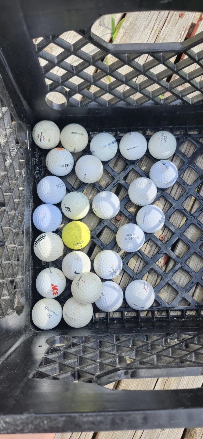 Mixed Brand Golf Balls