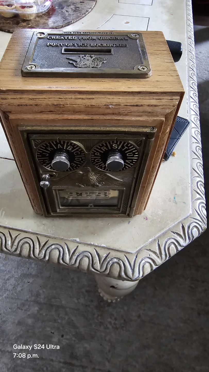 moving sale vintage post box with password no one able to open - photo 3