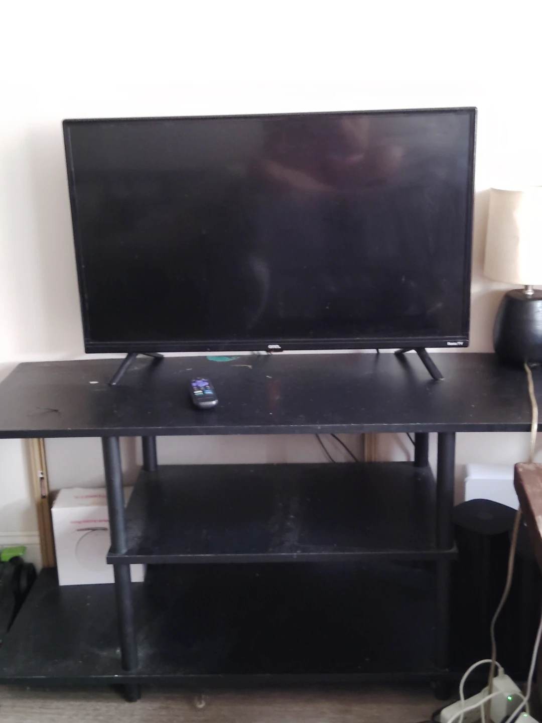 ONN Roku Smart TV + Remote w/ batteries!!! - photo 3