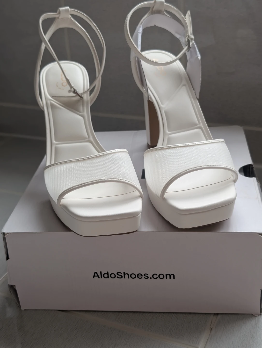 Aldo White Platform Block Heel Sandals Women's 11 - photo 2