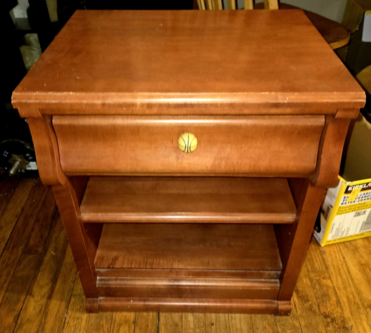 end/ side single drawer table - photo 2