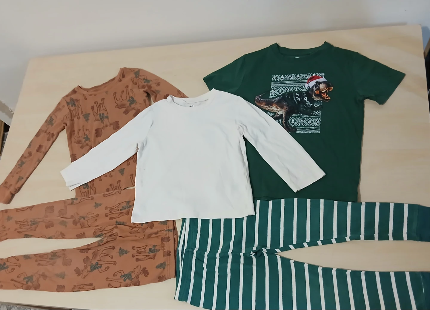 Kids' Pajamas Set